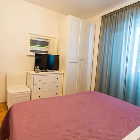 Volga Apartment Jelsa (Hvar)