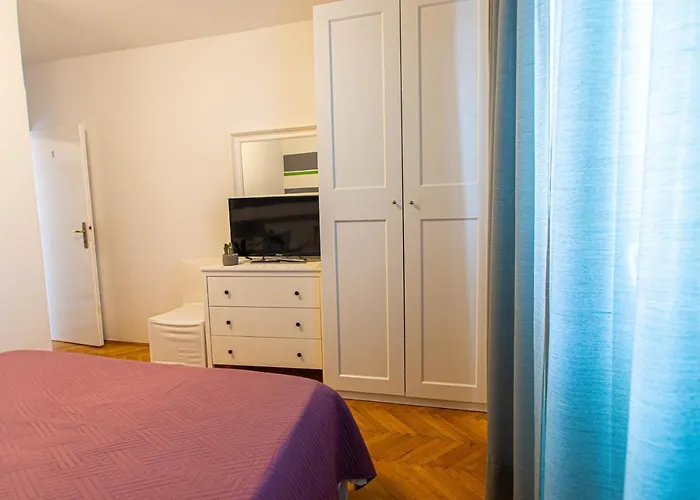 Apartment Volga Jelsa (Hvar)